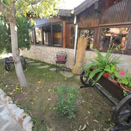 Gasthof Ograjdenska Kushta Borovichene